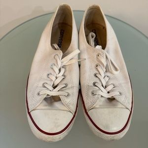 Converse Sneakers Size 8